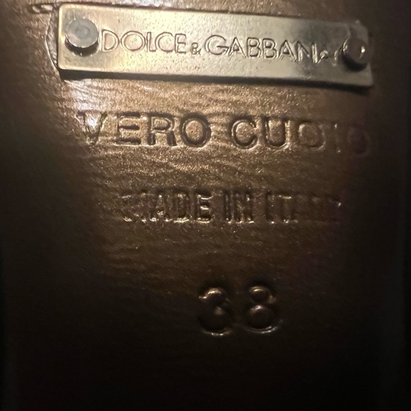 137. Dolce & Gabbana Bow Pumps - Includes Box - Excellent Condition - Picture 7 of 7